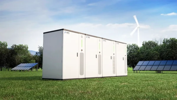 Integrated Solar Energy Storage System for C&I Applications